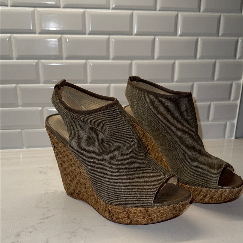 Stuart Weitzman Tan Wedge Sandals